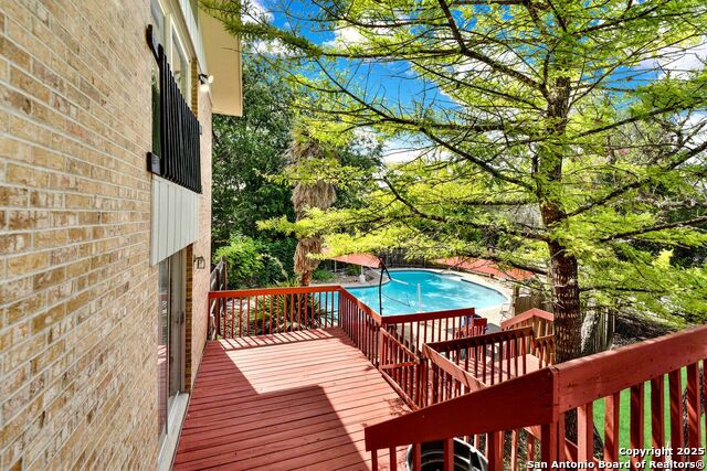Listing photo id 42 for 101 Hidden Hollow