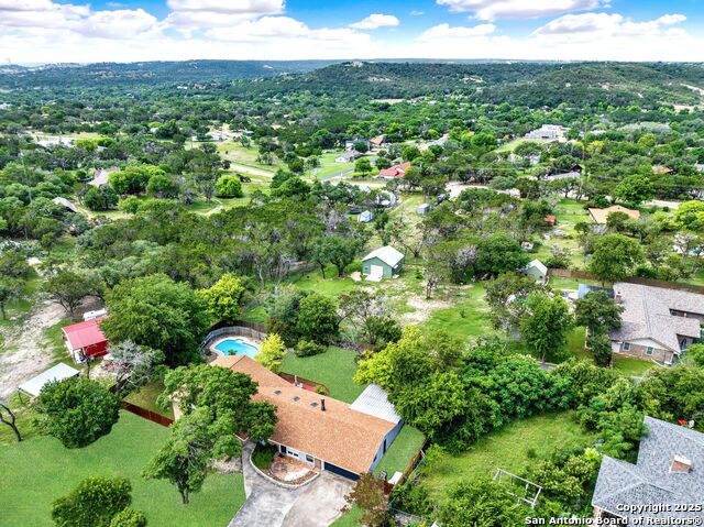 Listing photo id 44 for 101 Hidden Hollow