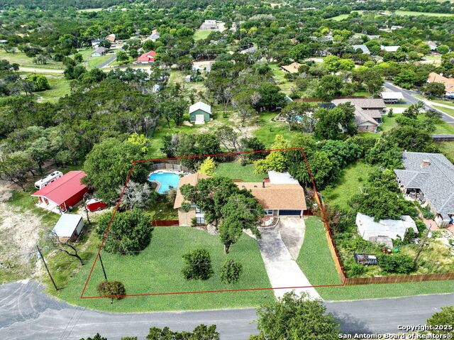 Listing photo id 4 for 101 Hidden Hollow