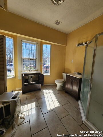 Listing photo id 11 for 1241 Santa Monica