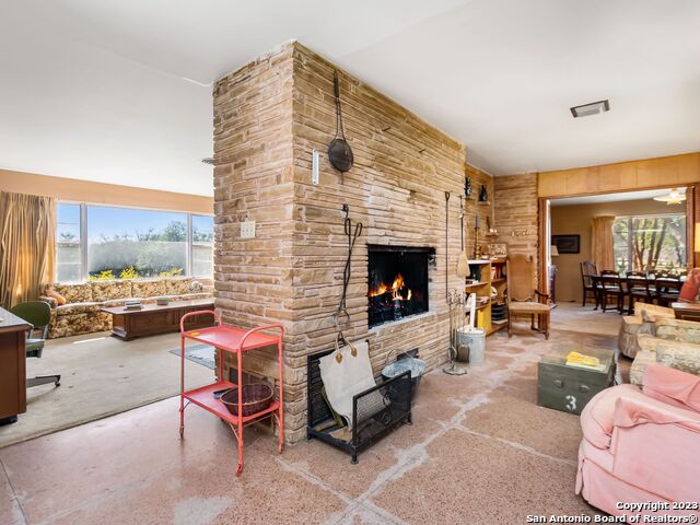 Image 23 of 30 For 10 Chaparral Hill Road