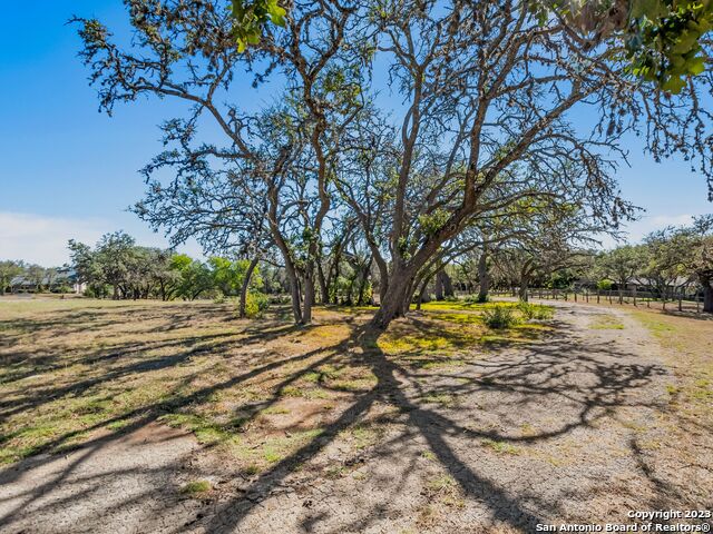 Image 25 of 30 For 10 Chaparral Hill Road