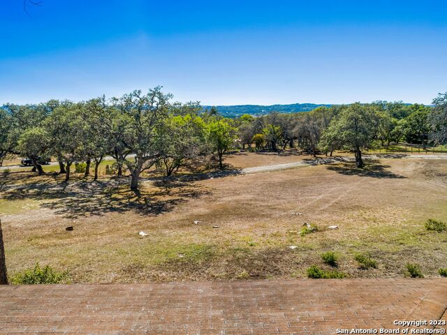 Image 26 of 30 For 10 Chaparral Hill Road