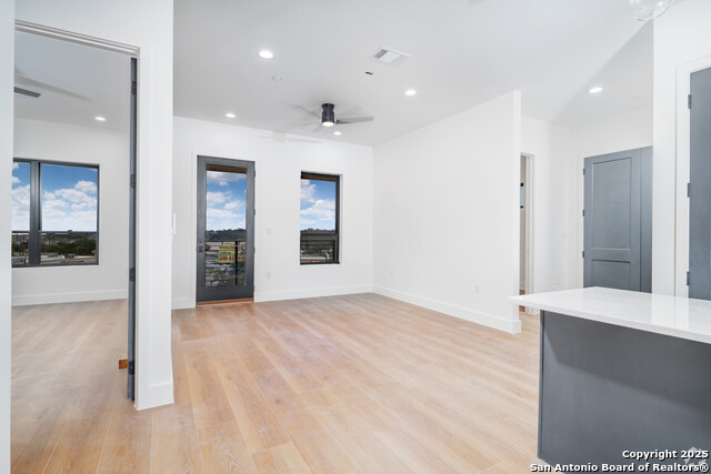 Image 23 of 24 For 10899 S Hausman Rd  101
