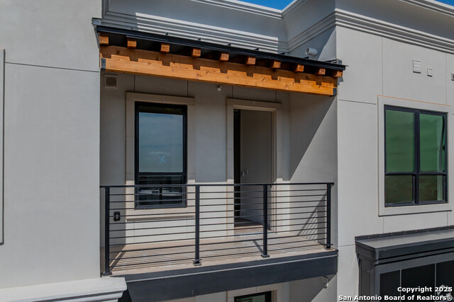 Image 24 of 29 For 10899 S Hausman Rd  106