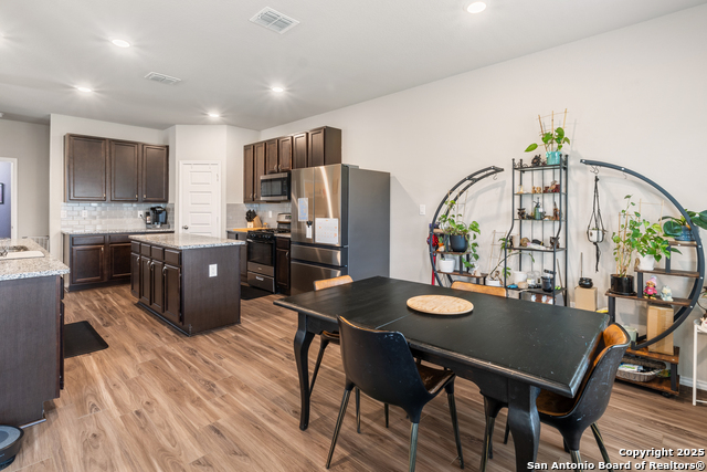 Image 12 of 23 For 2079 Chelsea Grove