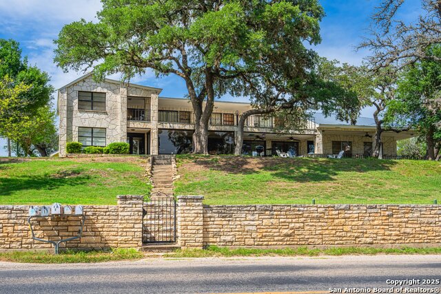 Details for 1120 Highway 39, Ingram, TX 78025