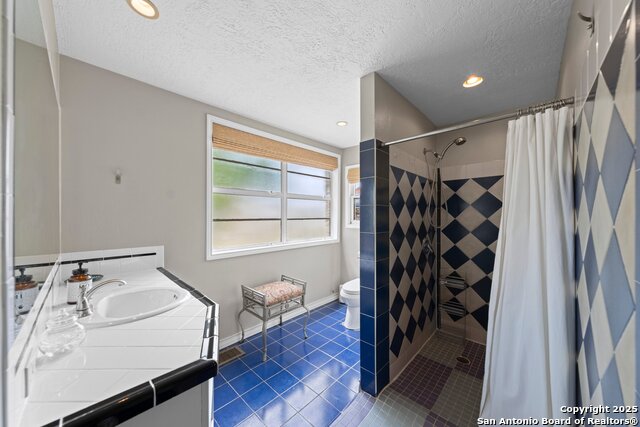 Listing photo id 14 for 1120 Highway 39
