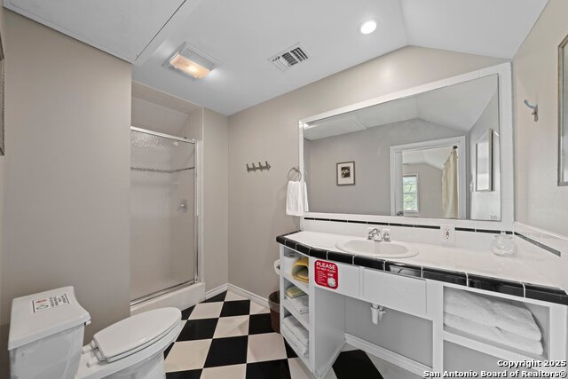 Listing photo id 18 for 1120 Highway 39