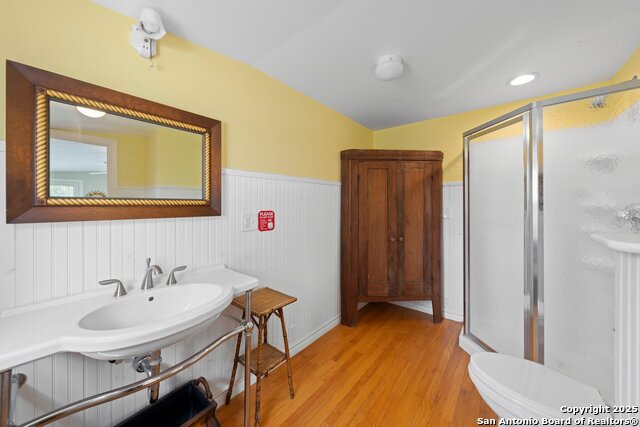 Listing photo id 33 for 1120 Highway 39