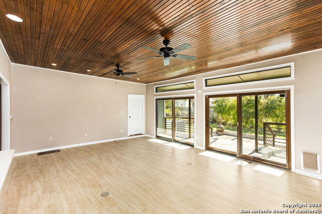 Image 28 of 38 For 260 Hickory S