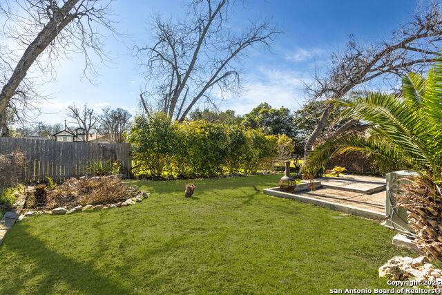 Image 31 of 38 For 260 Hickory S