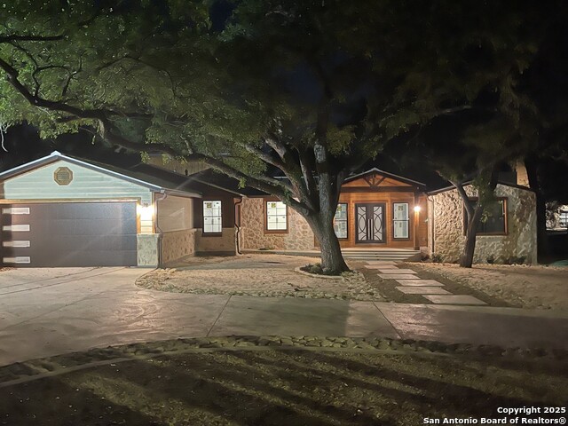 Image 8 of 11 For 227 Sunset Rd E