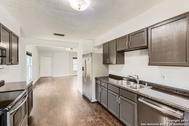 Image 12 of 24 For 6862 Maple Springs  6862