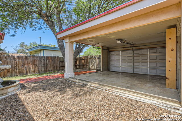Image 3 of 24 For 6862 Maple Springs  6862
