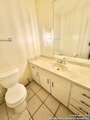 Image 10 of 14 For 8715 Starcrest  26