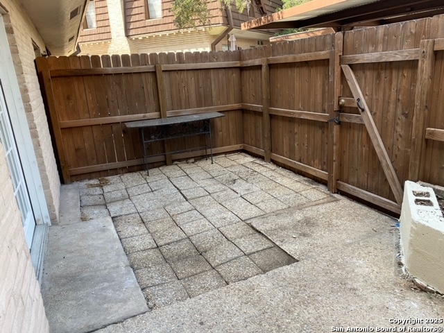 Image 13 of 14 For 8715 Starcrest  26