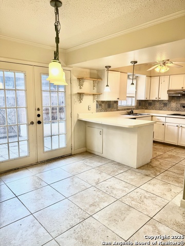 Image 3 of 14 For 8715 Starcrest  26