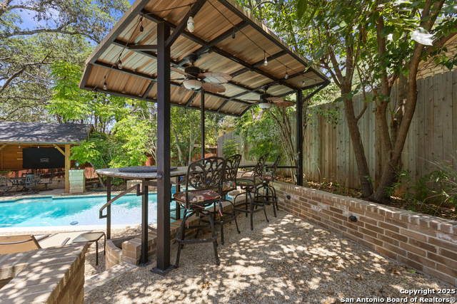 Image 3 of 39 For 3511 Hunters Circle