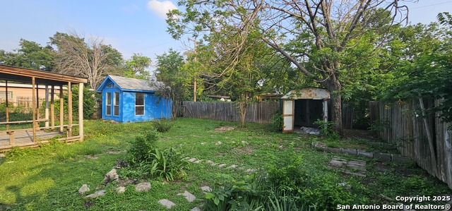 Listing photo id 2 for 250 Artemis  