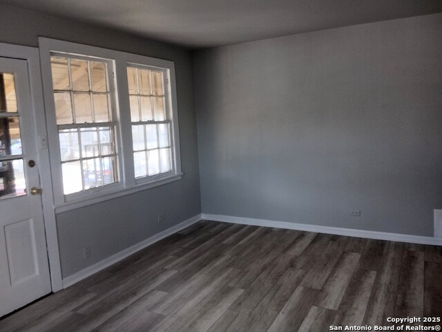 Details for 3003 Venus St, San Antonio, TX 78226