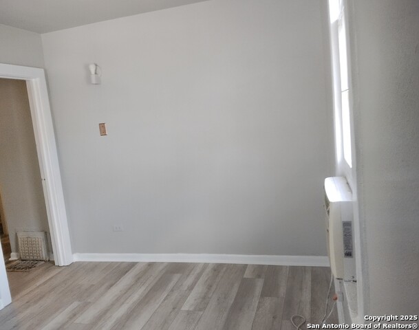 Image 11 of 15 For 3003 Venus St