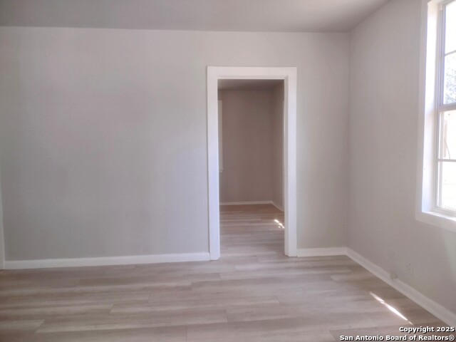 Image 3 of 15 For 3003 Venus St