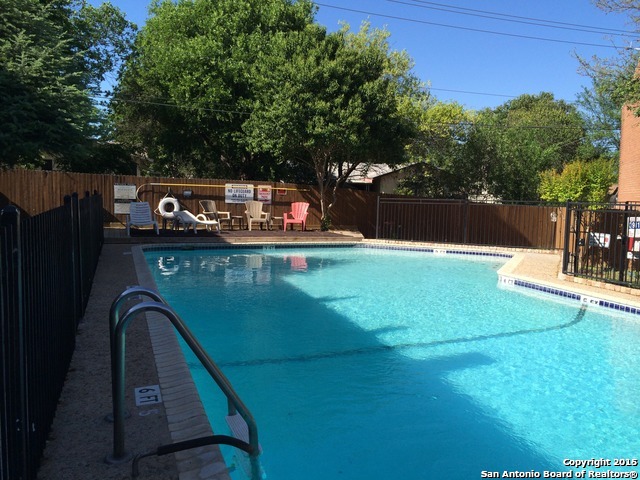 Listing photo id 16 for 6427 Wurzbach 20 20