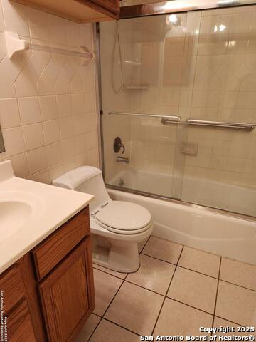 Listing photo id 13 for 9018 Woburn  