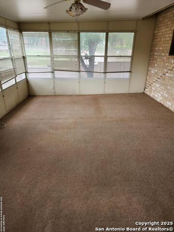 Listing photo id 15 for 9018 Woburn  