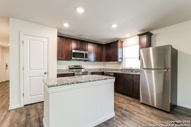 Image 9 of 21 For 772 Mitchell