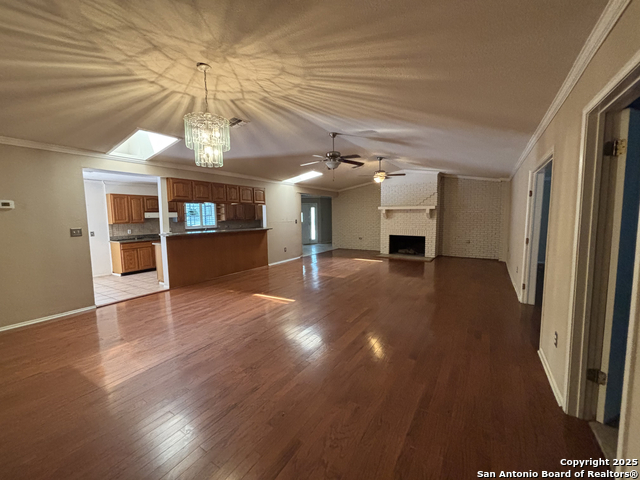 Image 3 of 6 For 408 S Vandiver Rd
