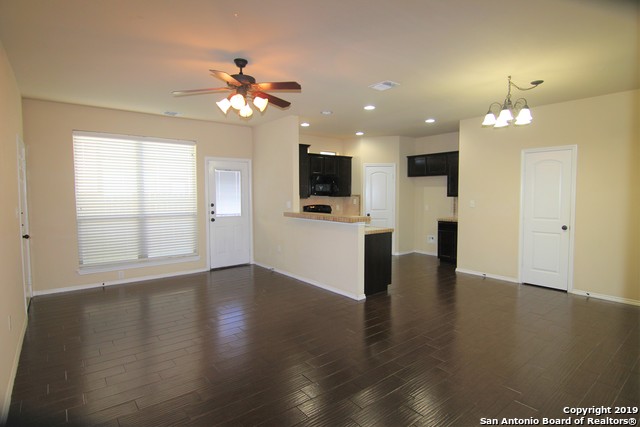Image 3 of 31 For 1137 Brown Rock Dr