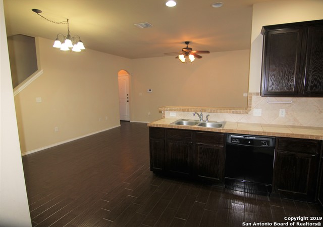 Image 4 of 31 For 1137 Brown Rock Dr
