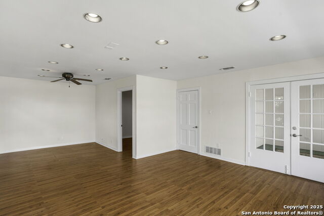 Listing photo id 17 for 5600 San Pedro Ave