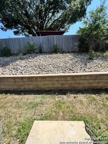 Image 18 of 19 For 9725 Sandy Ridge