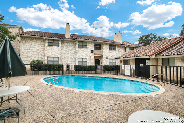 Image 15 of 15 For 7738 Chambers Rd  611