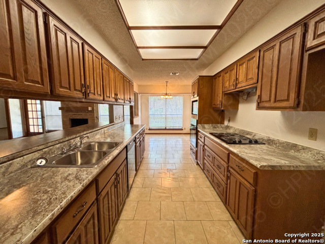 Image 3 of 20 For 4647 Green Willow Woods