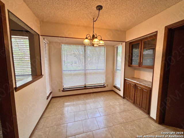 Image 4 of 20 For 4647 Green Willow Woods