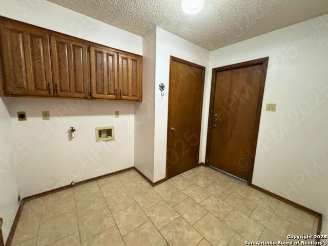 Image 5 of 20 For 4647 Green Willow Woods
