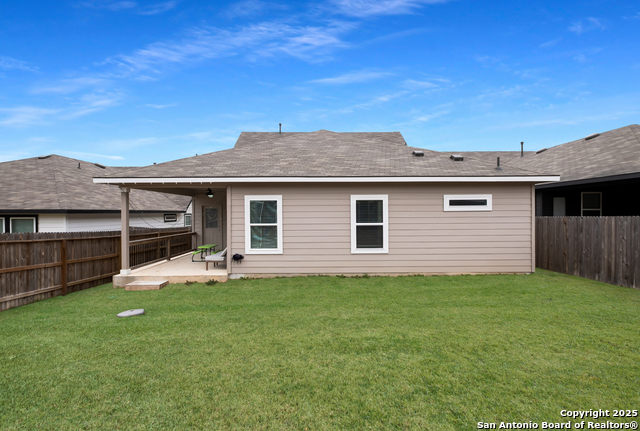 Image 28 of 29 For 5519 Jewel Curve