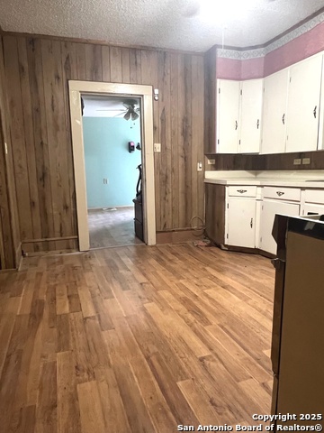 Image 12 of 18 For 413 4th St  