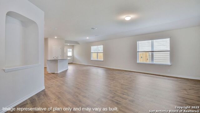 Image 3 of 26 For 5520 Hartley Home