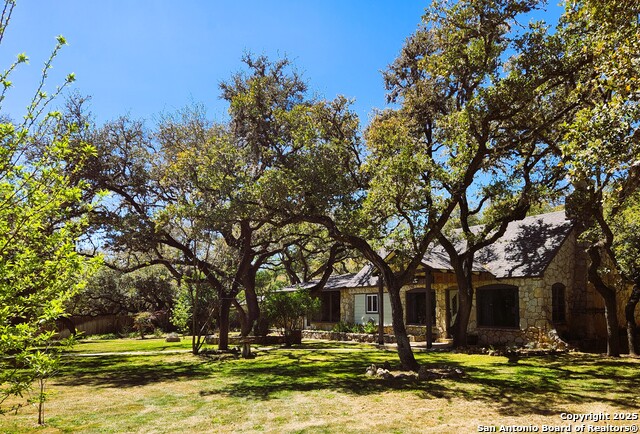 Details for 9810 Park Dr, Helotes, TX 78023