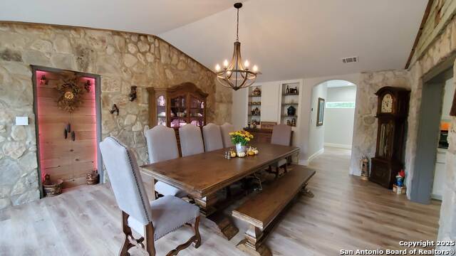 Image 22 of 51 For 9810 Park Dr