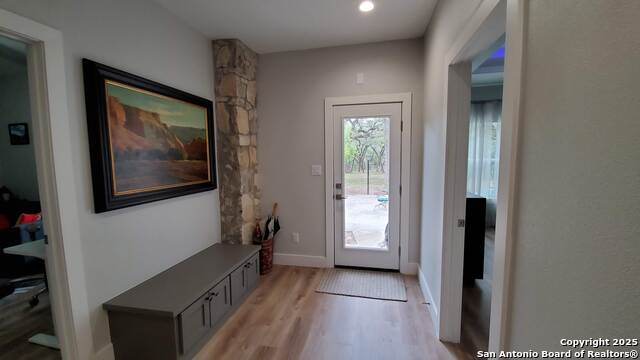 Image 29 of 51 For 9810 Park Dr