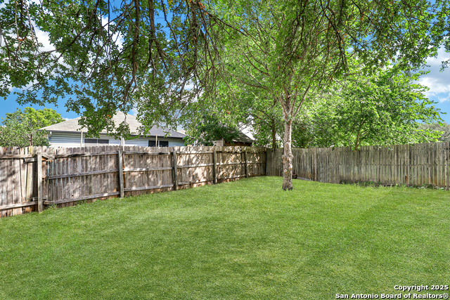 Image 22 of 23 For 7013 Blossom Creek