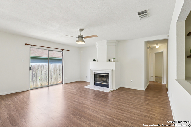 Image 3 of 23 For 7013 Blossom Creek