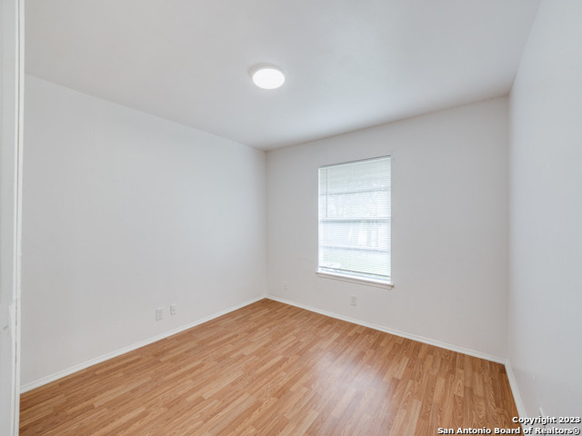 Listing photo id 22 for 7330 Glen Cross Dr