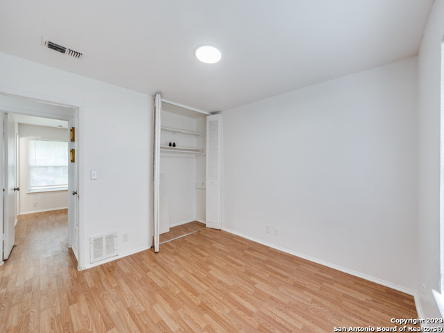 Listing photo id 23 for 7330 Glen Cross Dr